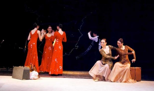 Фотография La Plaza, школа фламенко