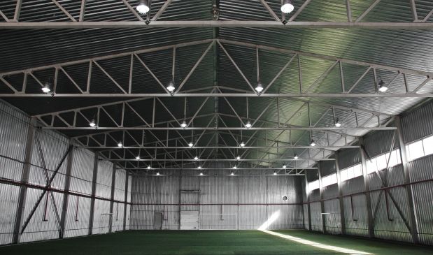 Фотография Крытое футбольное поле 