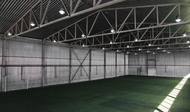 Фотография Крытое футбольное поле 