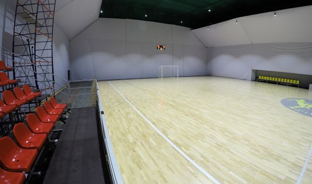 Фотография Универсальный спортивный зал «Арена Встреча»