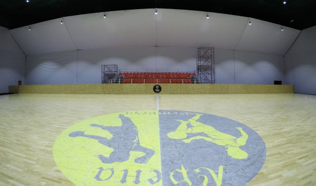 Фотография Универсальный спортивный зал «Арена Встреча»