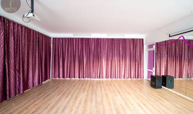 Фотография Школа танцев «МАГНИТ» танцевальный зал 40 кв.м.