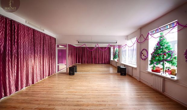 Фотография Школа танцев «МАГНИТ» танцевальный зал 40 кв.м.