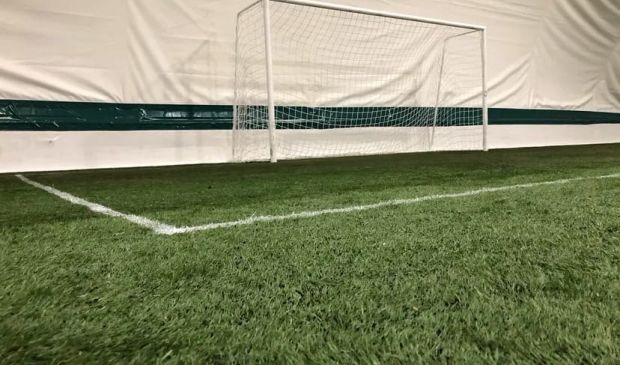 Фотография Футбольный манеж 40х20 