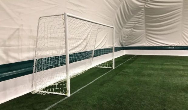 Фотография Футбольный манеж 40х20 