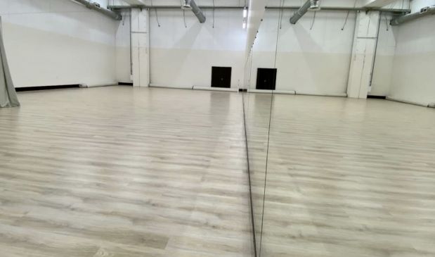 Фотография Танцевальный зал 270 кв.м. ТСК «Аврора»