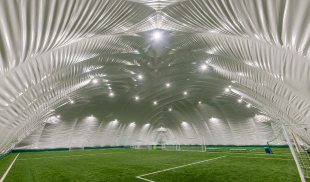 Фотография Футбольный манеж Арена 